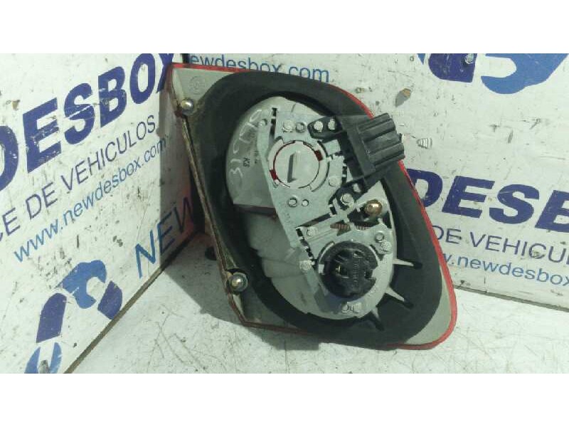 Recambio de piloto porton derecho para mercedes-benz clase e (w210) berlina 3.2 v6 18v cat referencia OEM IAM   