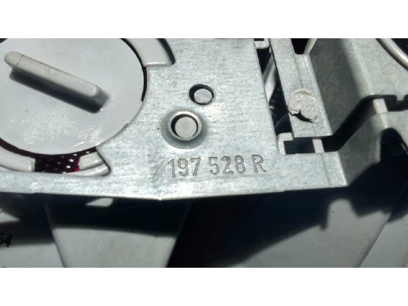 Recambio de piloto porton derecho para mercedes-benz clase e (w210) berlina 3.2 v6 18v cat referencia OEM IAM   