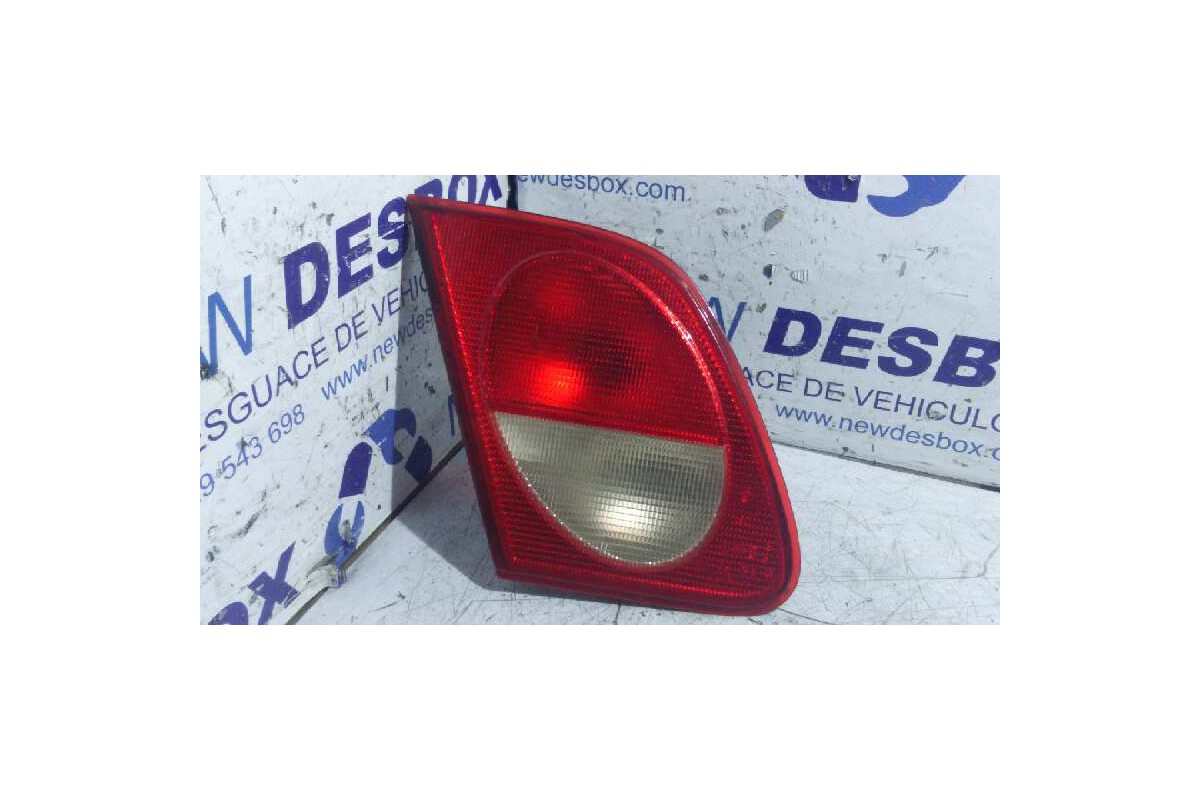 Recambio de piloto porton izquierdo para mercedes-benz clase e (w210) berlina 3.2 v6 18v cat referencia OEM IAM   