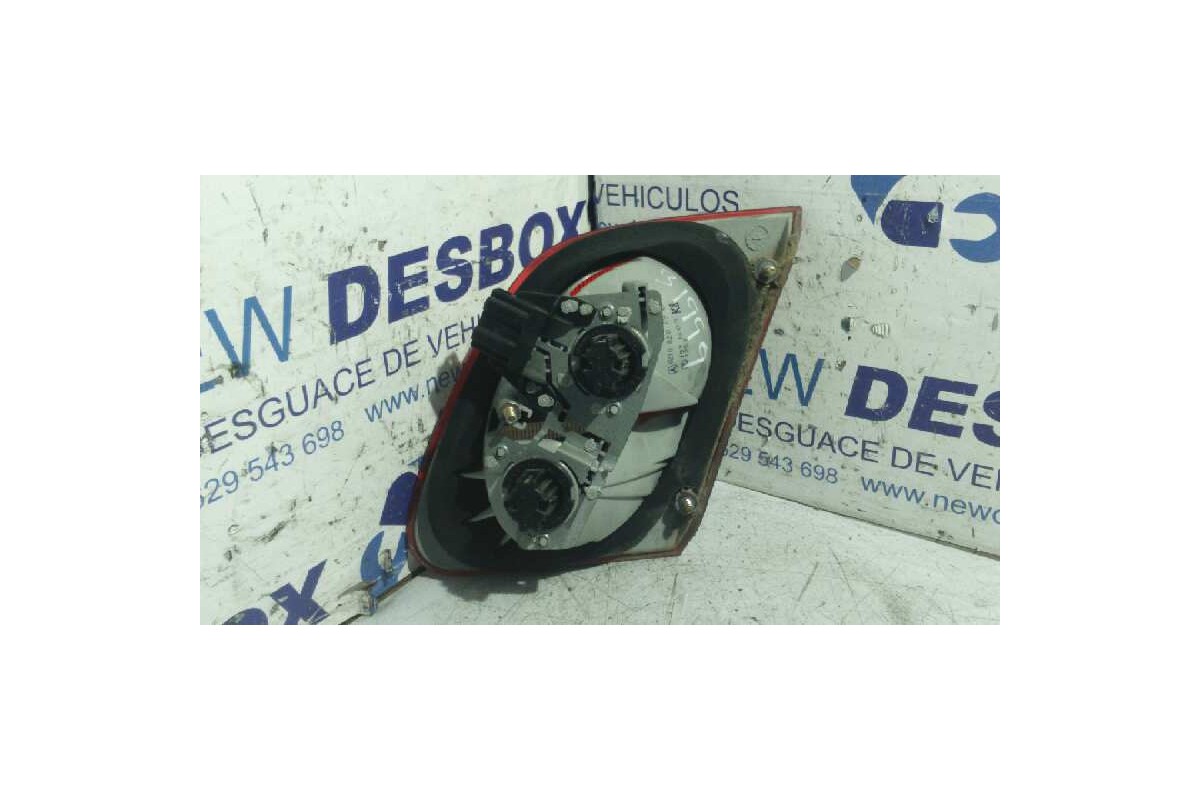 Recambio de piloto porton izquierdo para mercedes-benz clase e (w210) berlina 3.2 v6 18v cat referencia OEM IAM   