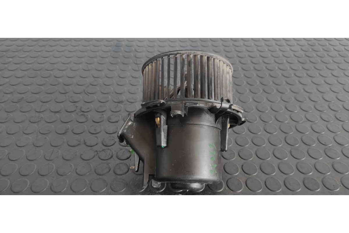 Recambio de motor calefaccion para nissan interstar mod. 04 (x70) 2.5 dci diesel cat referencia OEM IAM H6868  