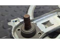 Recambio de elevalunas delantero derecho para mercedes-benz clase c (w201) berlina 1.8 e 190 (201.018) referencia OEM IAM    2