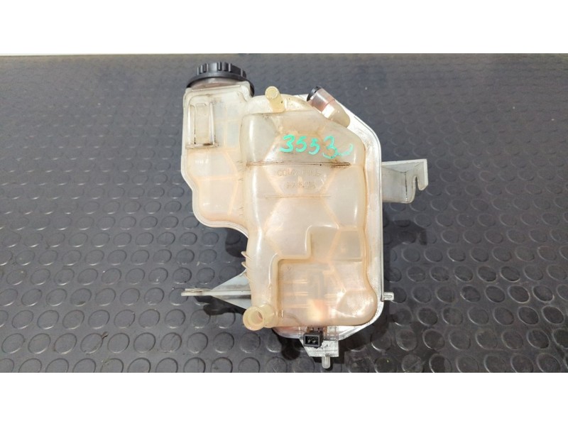 Recambio de deposito expansion para land rover range rover sport v8 td edition 60 yrs referencia OEM IAM   