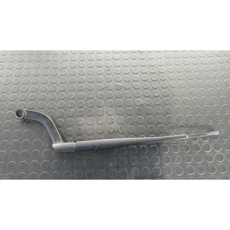 Recambio de brazo limpia delantero izquierdo para land rover range rover sport v8 td edition 60 yrs referencia OEM IAM 6H3217526