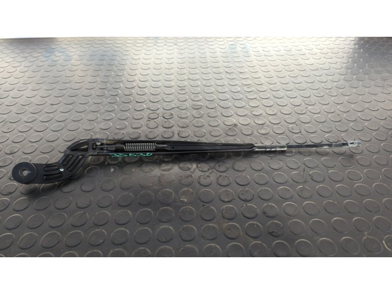 Recambio de brazo limpia delantero derecho para land rover range rover sport v8 td edition 60 yrs referencia OEM IAM 6H323405BA 