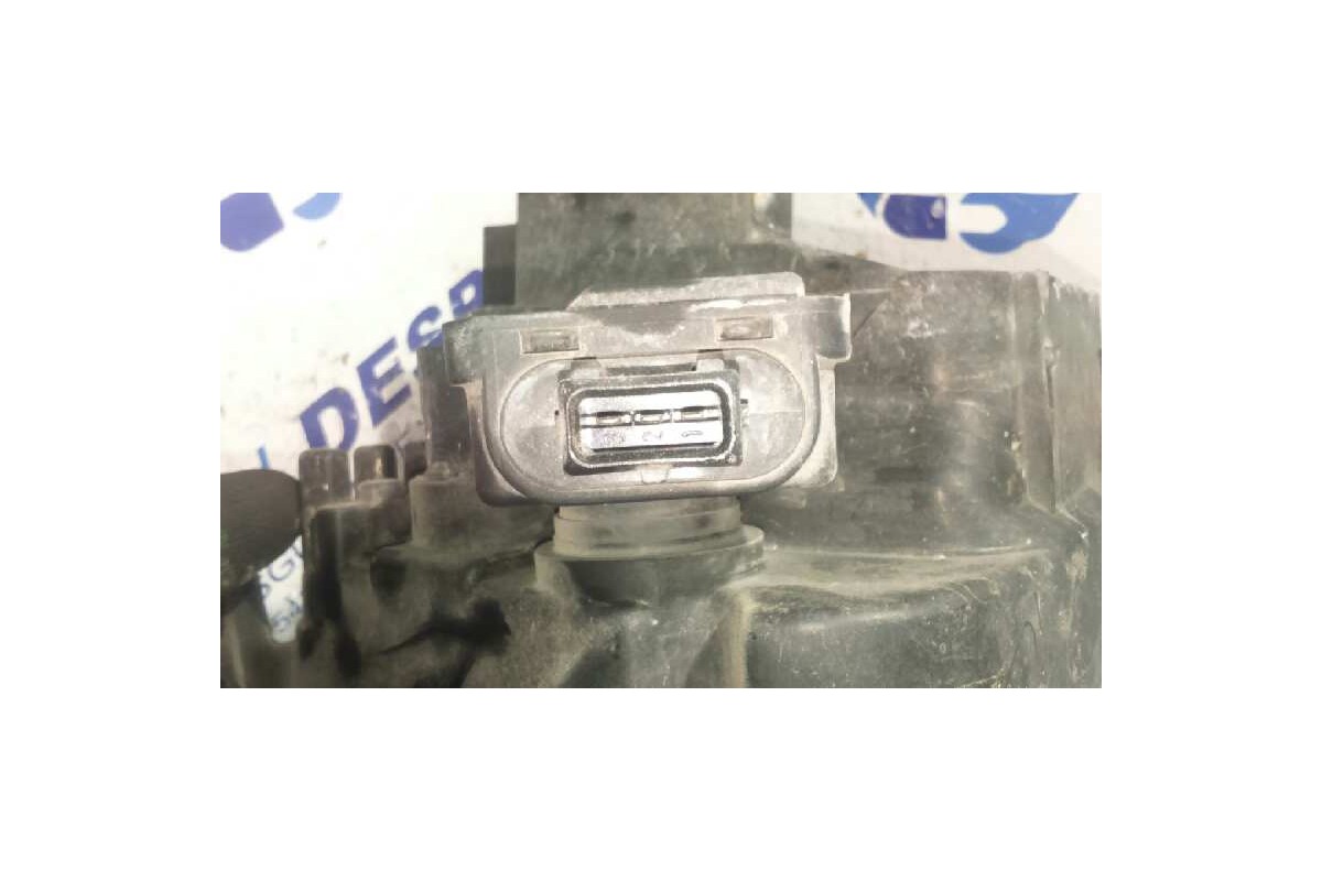 Recambio de faro derecho para ford scorpio berl./turnier 24v ghia berlina referencia OEM IAM 95GG13060AA  