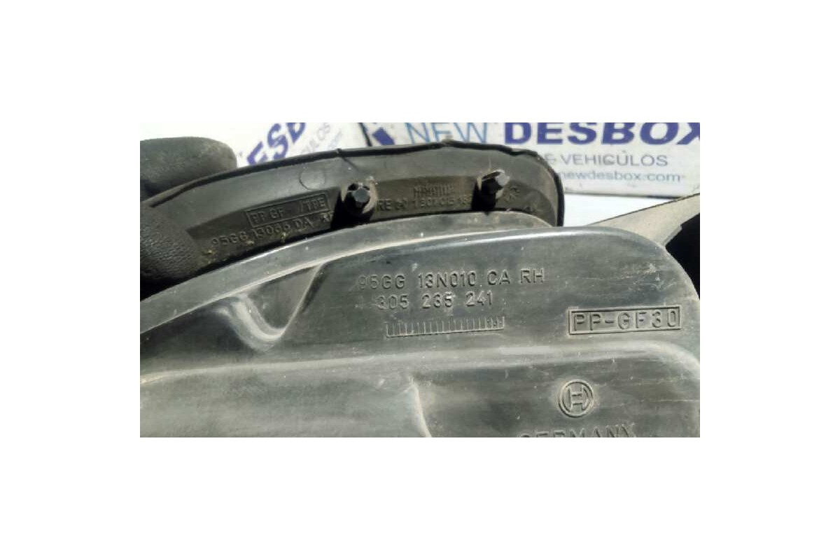 Recambio de faro derecho para ford scorpio berl./turnier 24v ghia berlina referencia OEM IAM 95GG13060AA  