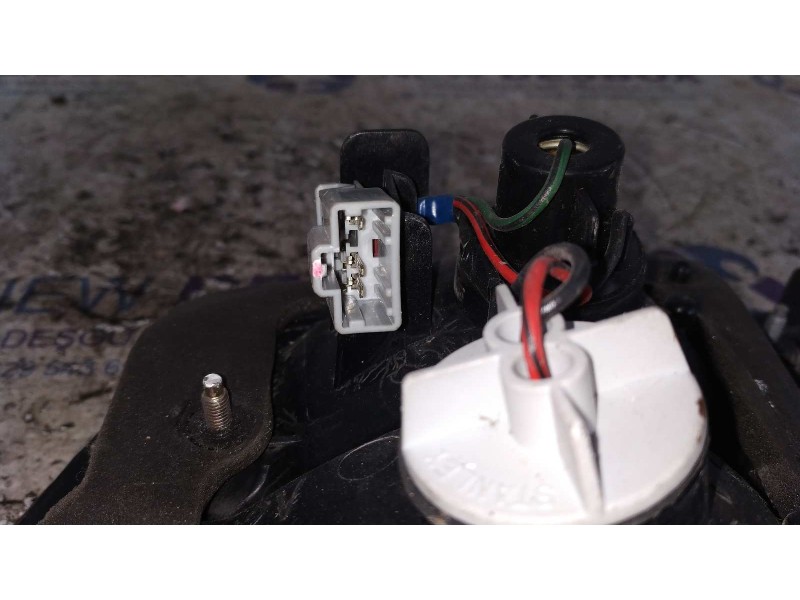 Recambio de piloto porton izquierdo para honda civic berlina (eg/eh) 1.3 cat referencia OEM IAM 0431124L  