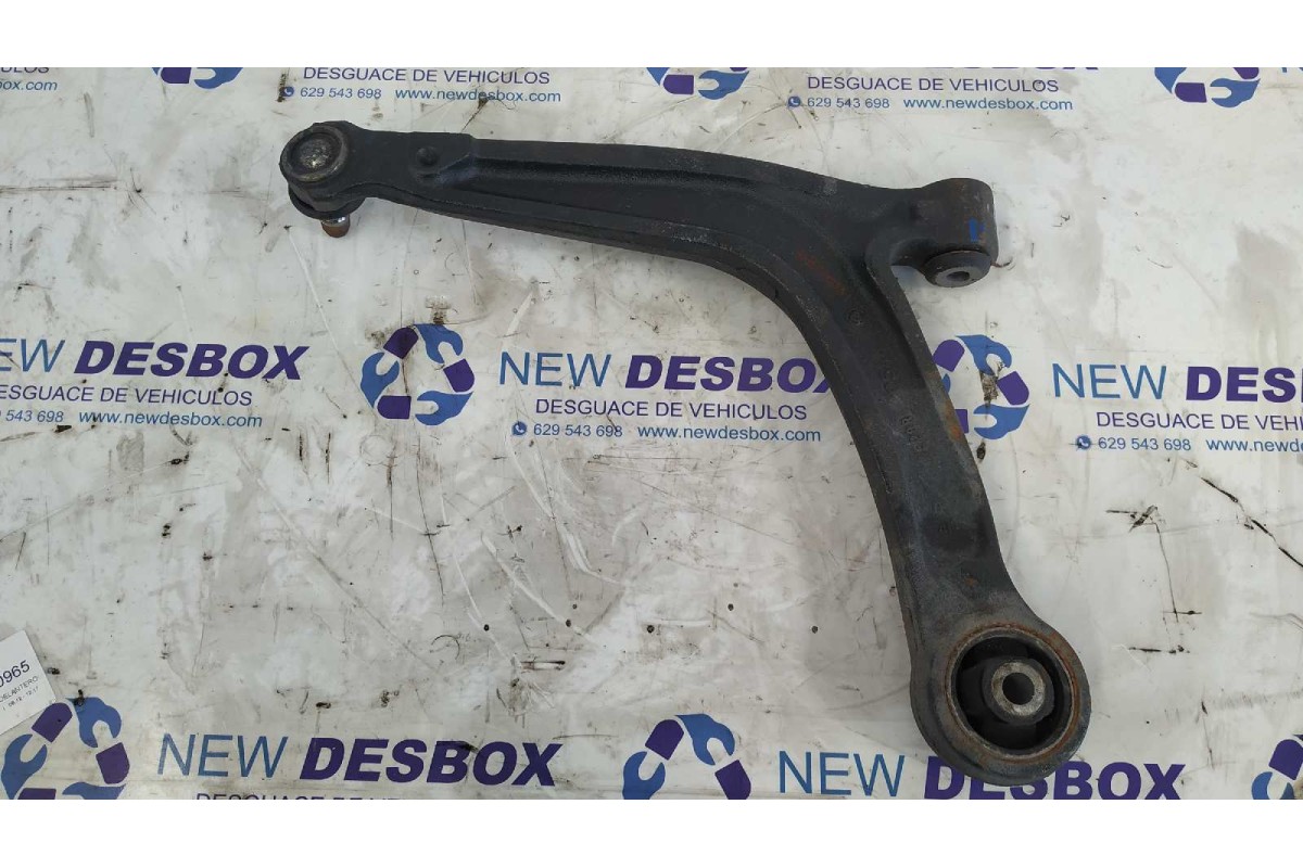 Recambio de brazo derecho inferior delantero para fiat 500 cabrio (150) color therapy referencia OEM IAM 50710290  
