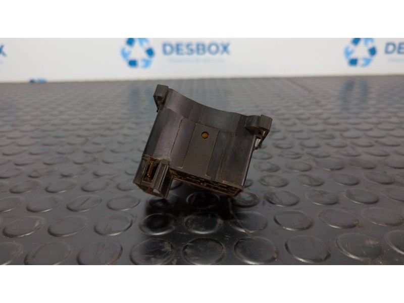 Recambio de mando limpia para nissan interstar mod. 04 (x70) 2.5 dci diesel cat referencia OEM IAM 8200199519  