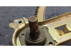 Recambio de elevalunas delantero derecho para mercedes-benz clase c (w201) berlina 1.8 e 190 (201.018) referencia OEM IAM    2