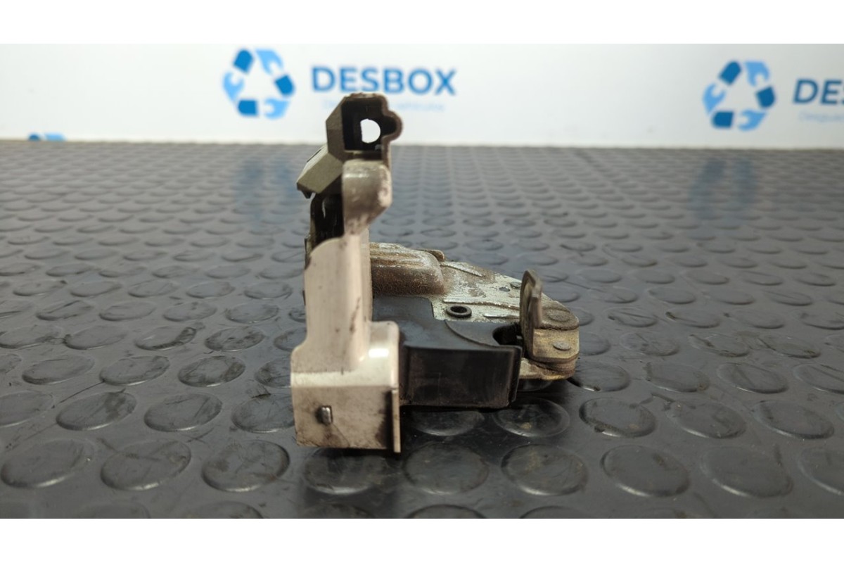 Recambio de cerradura puerta delantera derecha para mercedes-benz clase c (w201) berlina 1.8 e 190 (201.018) referencia OEM IAM 