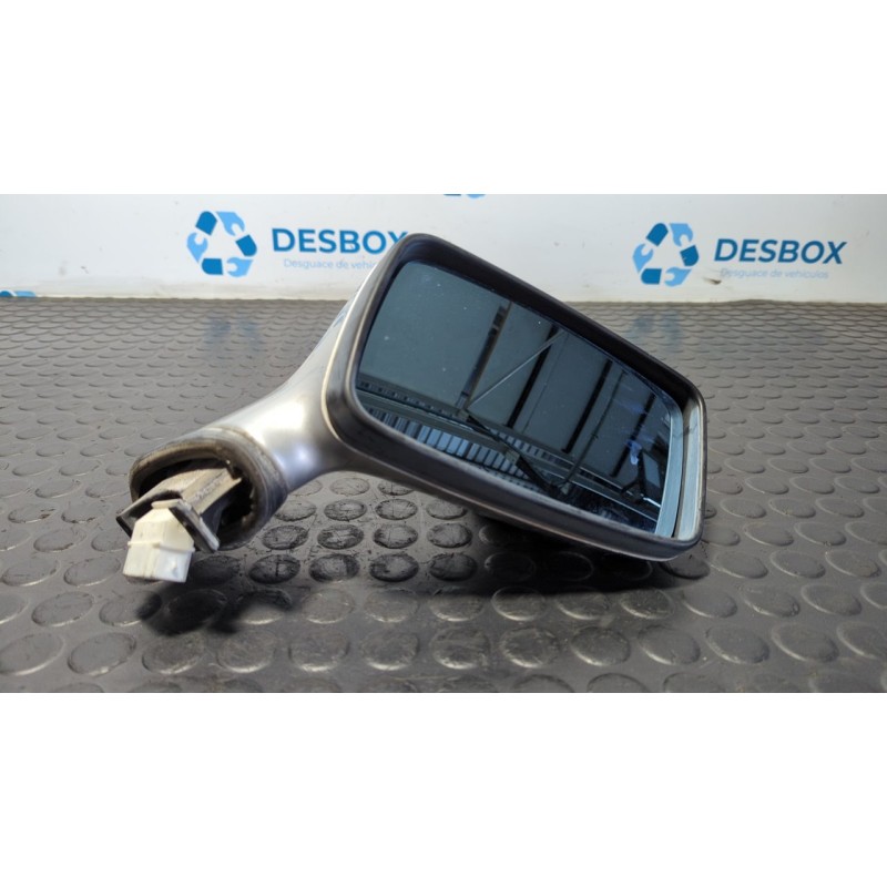 Recambio de retrovisor derecho para audi 80/90 (811/813/853) 90 básico referencia OEM IAM 893857502D  