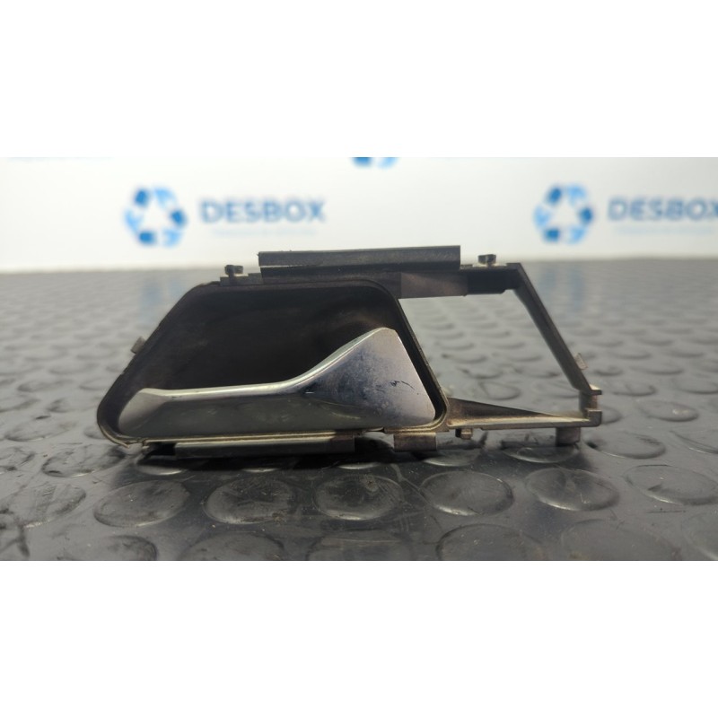 Recambio de maneta interior trasera derecha para mercedes-benz clase e (w124) berlina 2.5 diesel referencia OEM IAM 1247600261  