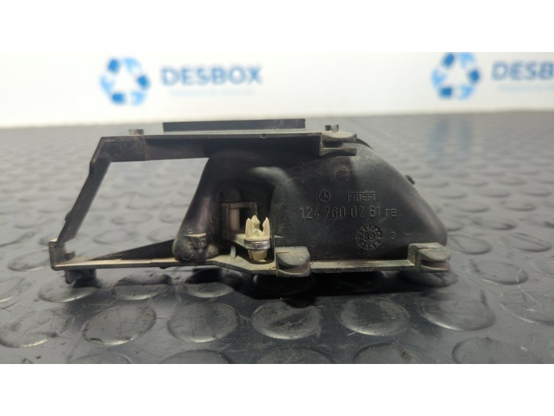 Recambio de maneta interior trasera derecha para mercedes-benz clase e (w124) berlina 2.5 diesel referencia OEM IAM 1247600261  