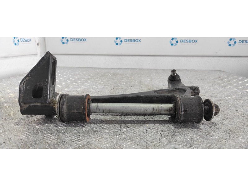 Recambio de brazo izquierdo inferior delantero para nissan interstar mod. 04 (x70) 2.5 dci diesel cat referencia OEM IAM K700288