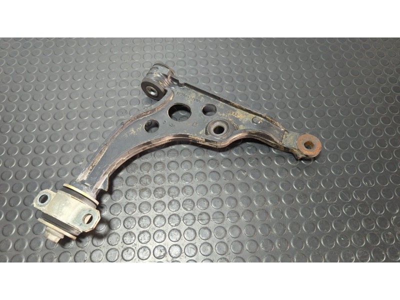 Recambio de brazo derecho inferior delantero para citroen jumper caja abierta, doble cabina (06.2006 =>) 33 l2 hdi 100 referenci
