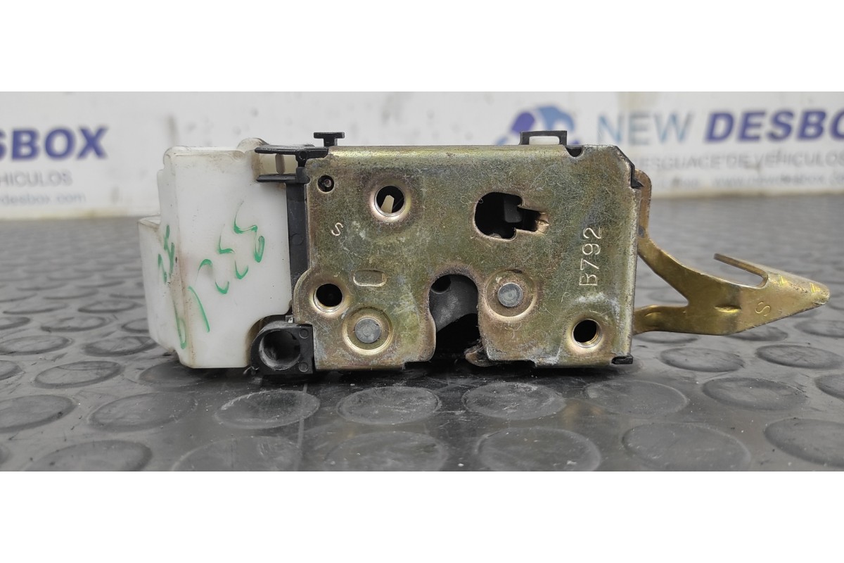 Recambio de cerradura puerta delantera izquierda para fiat ducato combi (desde 03.94) 1.9 turbodiesel referencia OEM IAM B792  