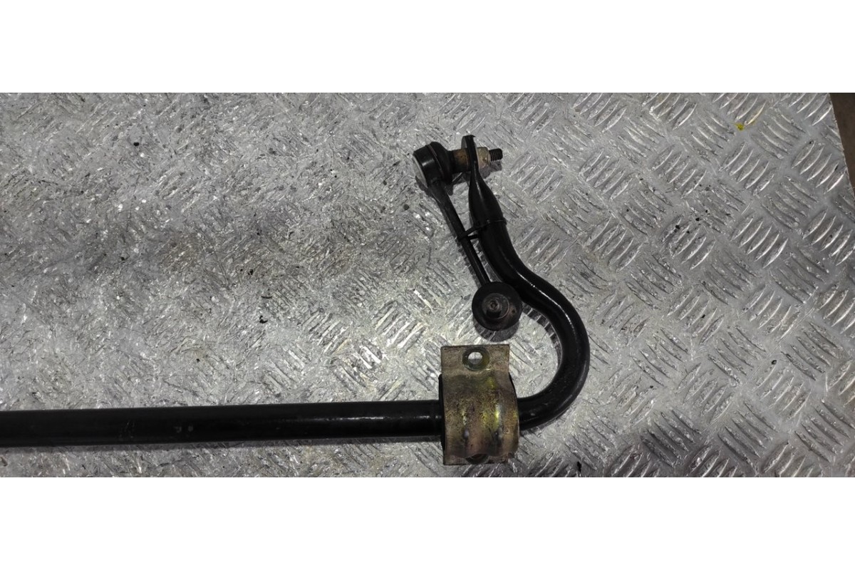 Recambio de barra estabilizadora delantera para nissan interstar mod. 04 (x70) 2.5 dci diesel cat referencia OEM IAM   