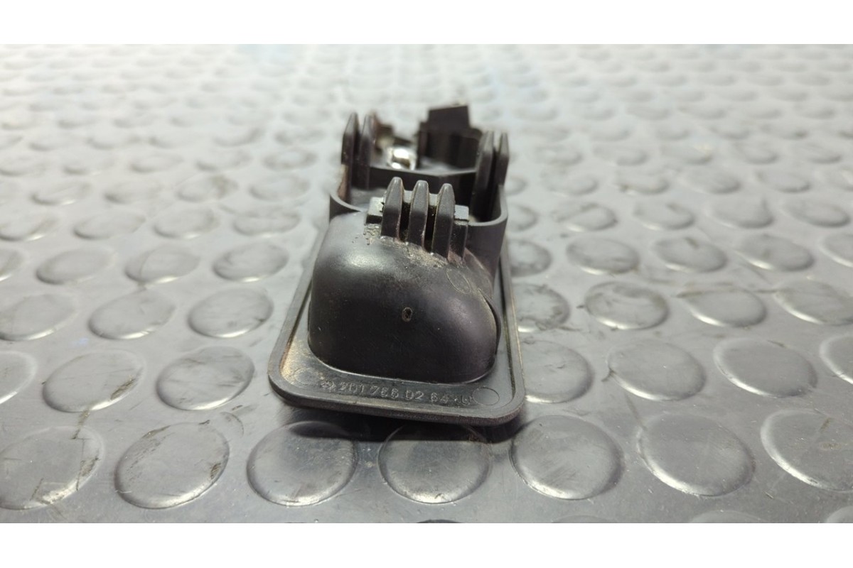 Recambio de maneta delantera derecha para mercedes-benz clase c (w201) berlina 1.8 e 190 (201.018) referencia OEM IAM 2017660264