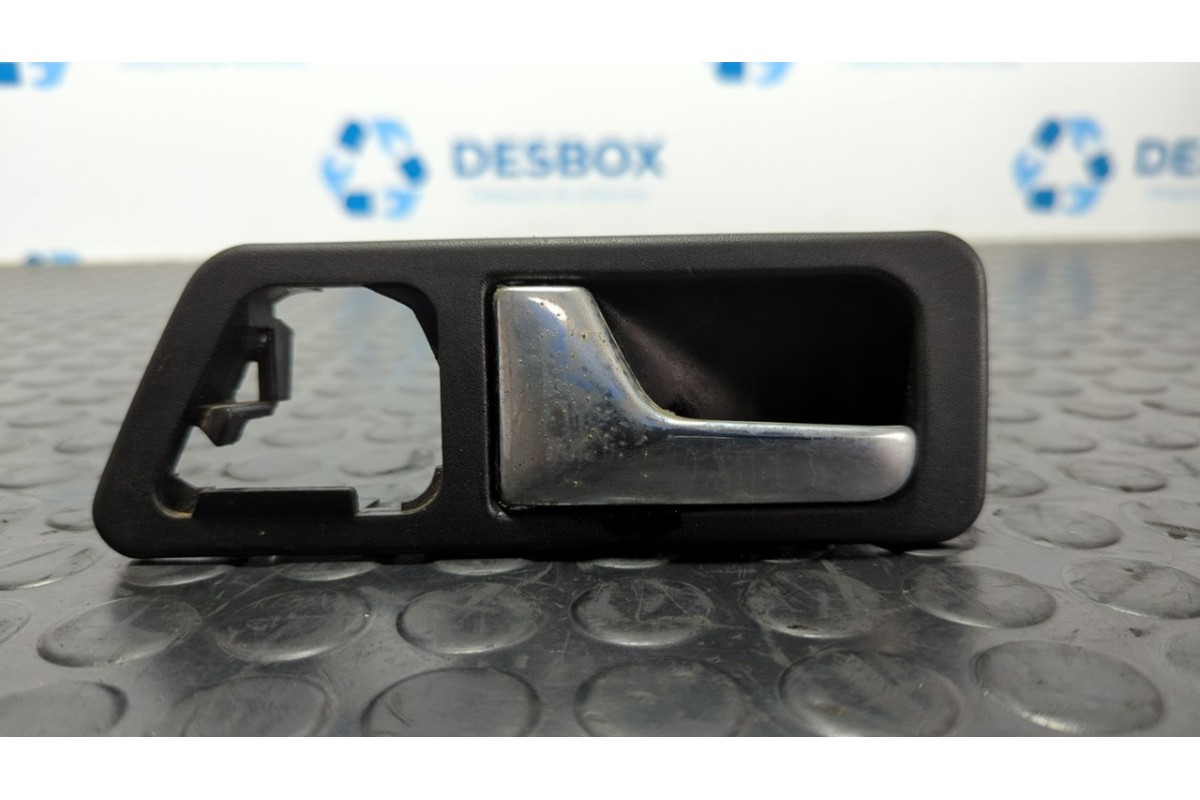 Recambio de maneta interior trasera izquierda para mercedes-benz clase c (w201) berlina 1.8 e 190 (201.018) referencia OEM IAM 2