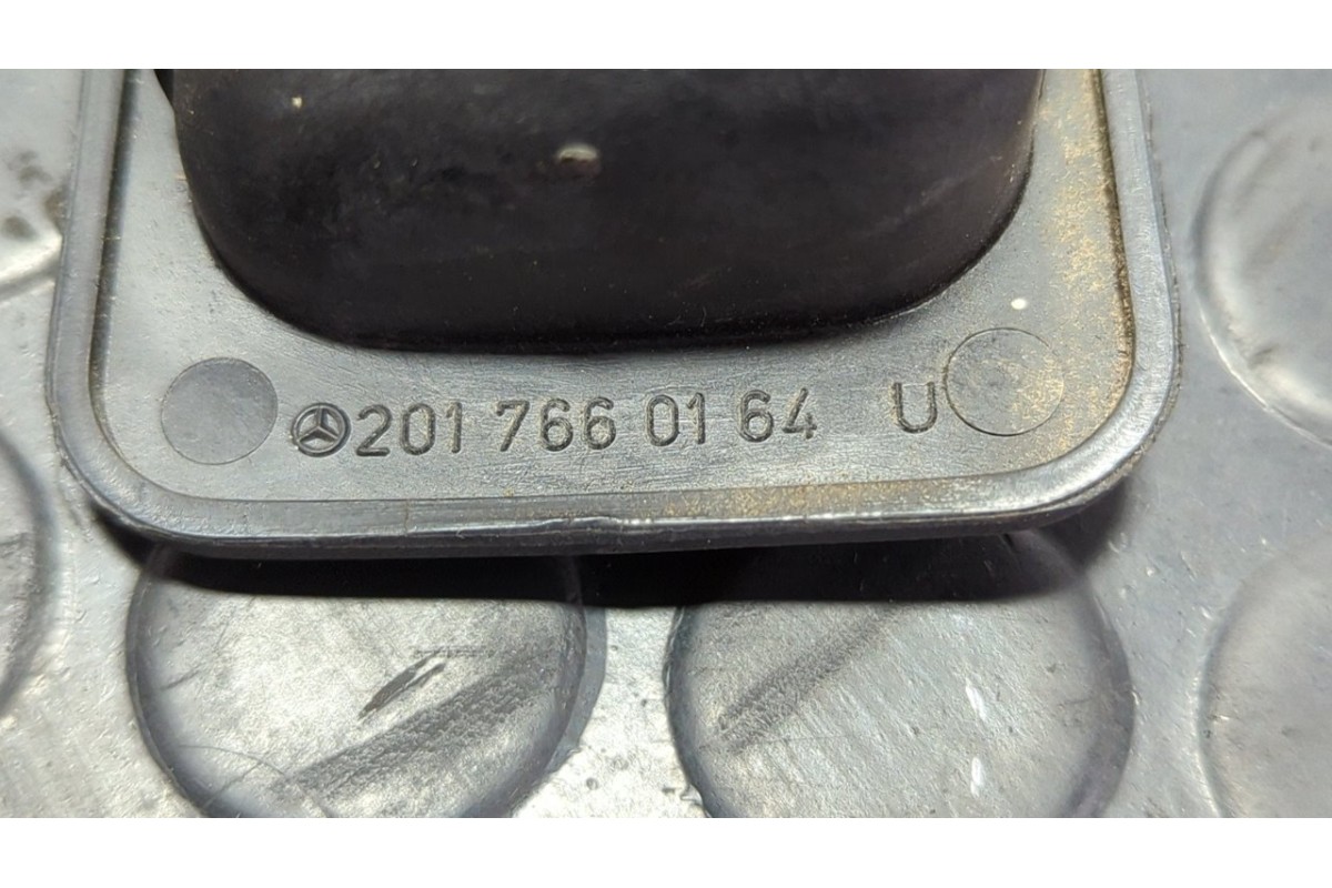 Recambio de maneta interior trasera izquierda para mercedes-benz clase c (w201) berlina 1.8 e 190 (201.018) referencia OEM IAM 2