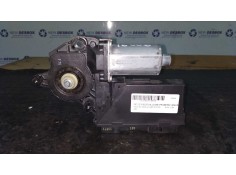 Recambio de motor elevalunas trasero izquierdo para audi a4 berlina (8e) 2.0 tdi referencia OEM IAM 8E0959801E  