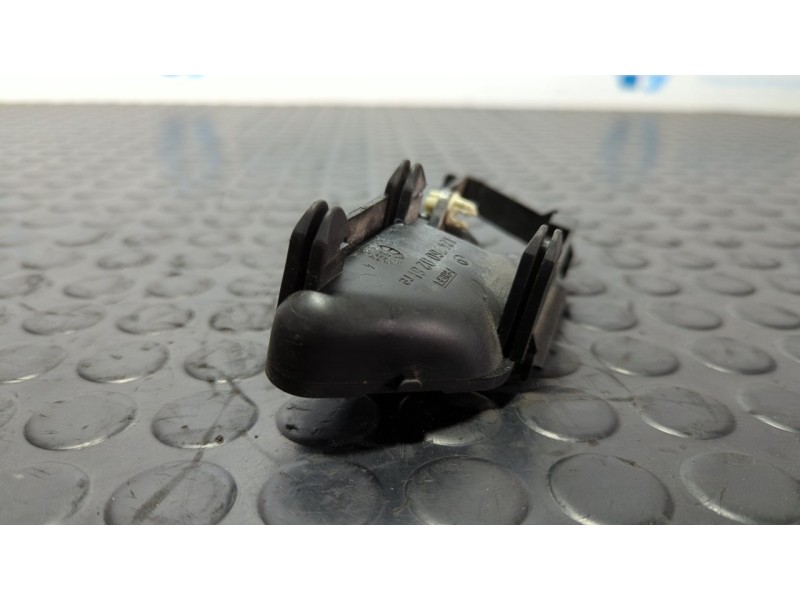 Recambio de maneta interior delantera derecha para mercedes-benz clase e (w124) berlina 2.5 diesel referencia OEM IAM 1247600261
