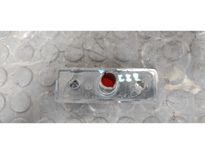 Recambio de piloto lateral derecho para iveco daily caja abierta / volquete 29 - l 10 caja abierta referencia OEM IAM 0250001  