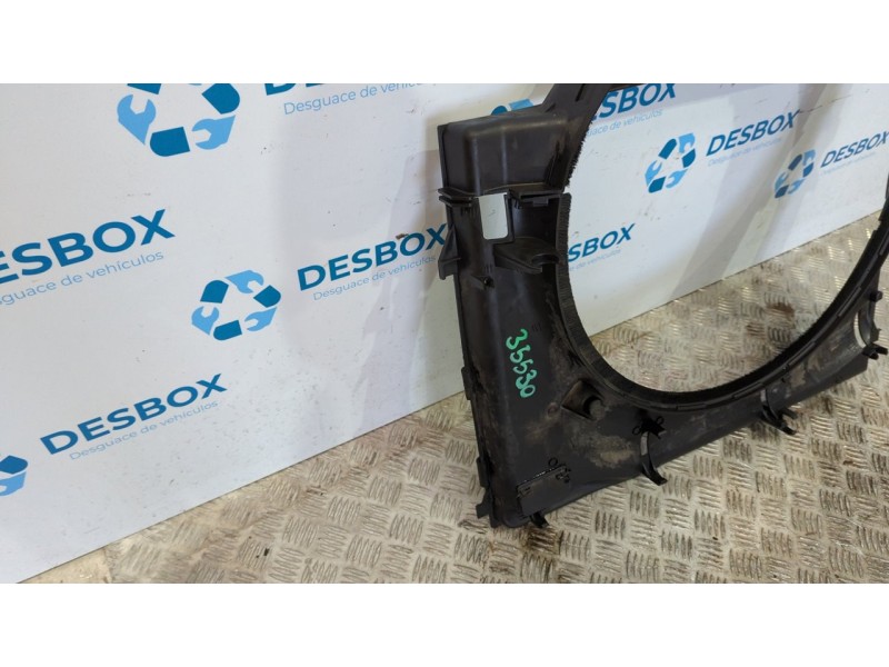 Recambio de calandra delantera de radiador para land rover range rover sport v8 td edition 60 yrs referencia OEM IAM PGK5002  