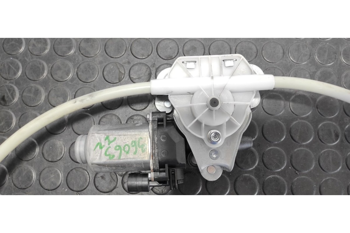 Recambio de elevalunas delantero izquierdo para nissan interstar mod. 04 (x70) 2.5 dci diesel cat referencia OEM IAM 08724115C  