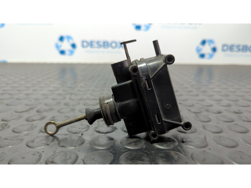 Recambio de motor cierre centralizado delantero izquierdo para mercedes-benz clase e (w124) berlina 3.0 referencia OEM IAM   