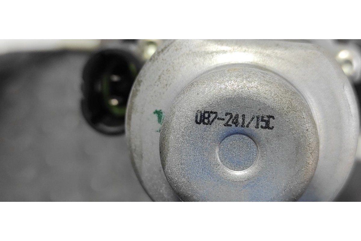 Recambio de elevalunas delantero izquierdo para nissan interstar mod. 04 (x70) 2.5 dci diesel cat referencia OEM IAM 08724115C  