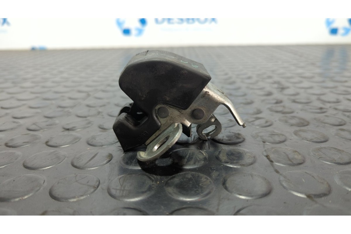 Recambio de cerradura puerta trasera derecha para nissan interstar mod. 04 (x70) 2.5 dci diesel cat referencia OEM IAM 355  