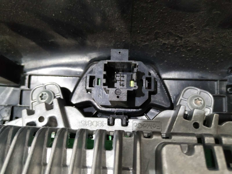 Recambio de sistema audio / radio cd para ford transit connect furgon 200 l1 ambiente referencia OEM IAM 0W7010174  