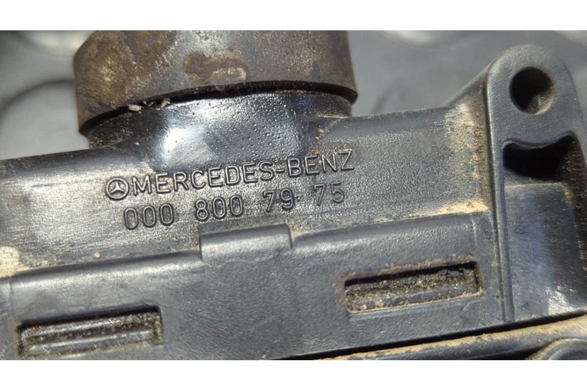 Recambio de motor cierre centralizado trasero izquierdo para mercedes-benz clase e (w124) berlina 2.5 diesel referencia OEM IAM 