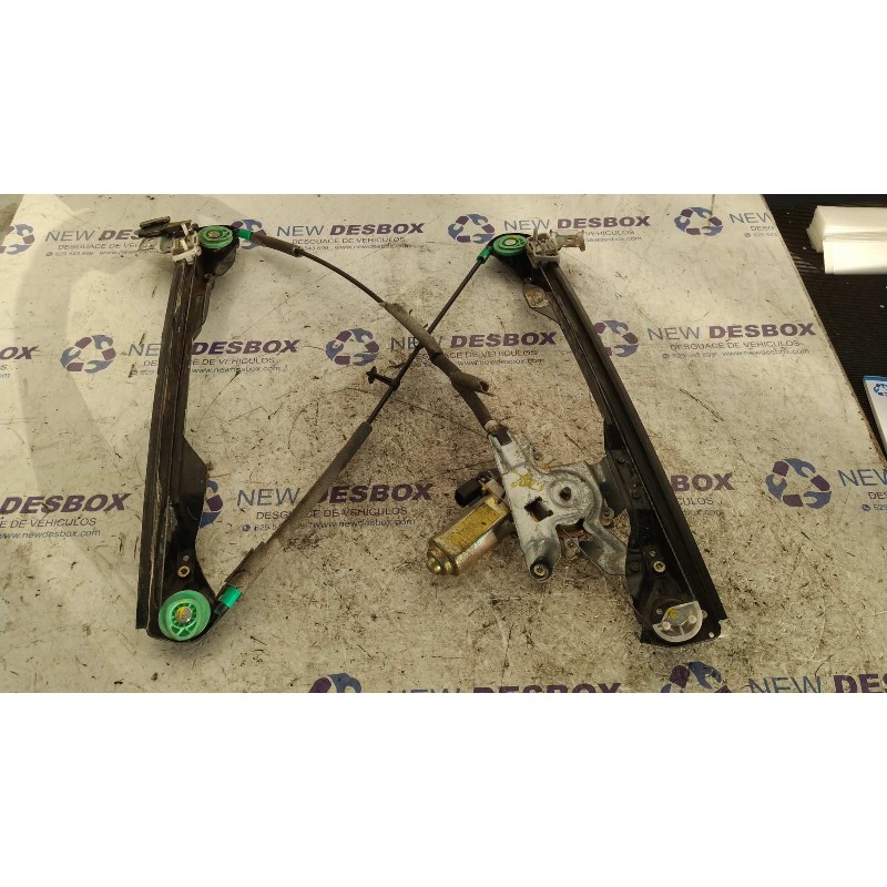 Recambio de elevalunas delantero derecho para ford focus berlina (cak) 1.8 tdci cat referencia OEM IAM XS4123200  