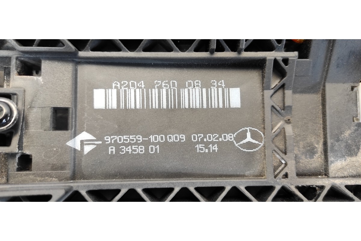 Recambio de maneta trasera derecha para mercedes-benz clase c (w204) berlina 2.2 cdi cat referencia OEM IAM A2042600834  