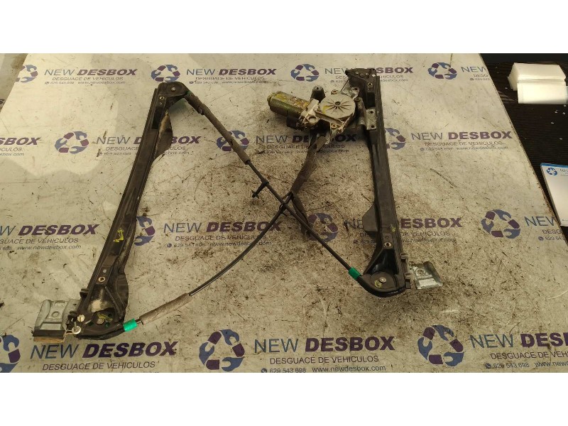 Recambio de elevalunas delantero derecho para ford focus berlina (cak) 1.8 tdci cat referencia OEM IAM XS4123200  