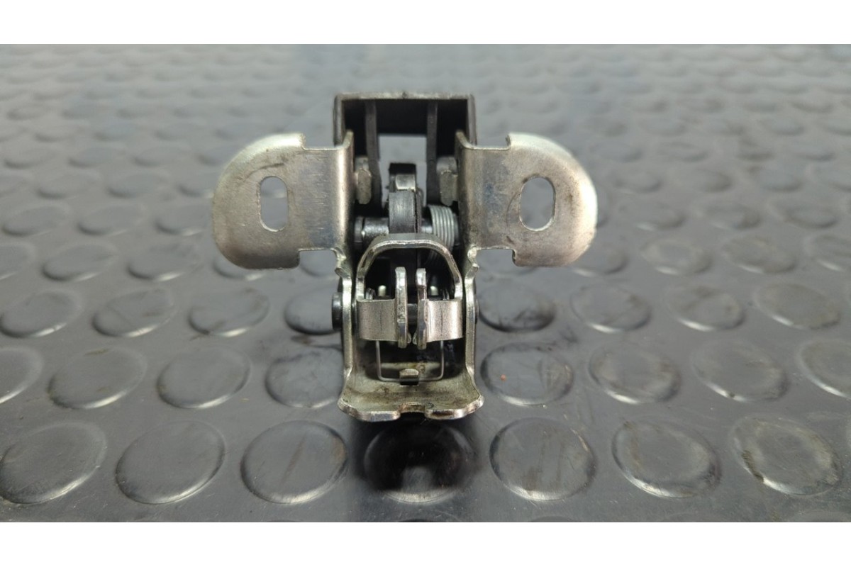 Recambio de cerradura puerta trasera derecha para nissan interstar mod. 04 (x70) 2.5 dci diesel cat referencia OEM IAM 355  