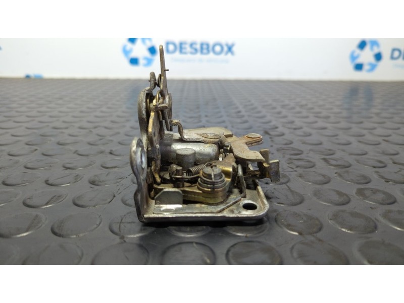Recambio de cerradura puerta delantera izquierda para mercedes-benz clase e (w123) berlina+coupe 2.0 referencia OEM IAM BOMORO  