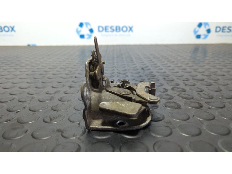 Recambio de cerradura puerta trasera derecha para mercedes-benz clase e (w123) berlina+coupe 2.0 referencia OEM IAM BOMORO  