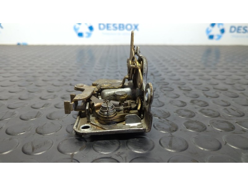 Recambio de cerradura puerta trasera derecha para mercedes-benz clase e (w123) berlina+coupe 2.0 referencia OEM IAM BOMORO  