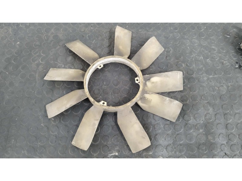 Recambio de ventilador viscoso motor para mercedes-benz vito caja cerrada 6.03  109 cdi compacto (639.601) referencia OEM IAM A7