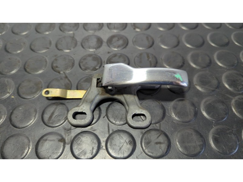 Recambio de maneta interior delantera izquierda para mercedes-benz clase e (w114/w115) berlina 240 d 3,0 referencia OEM IAM 1107