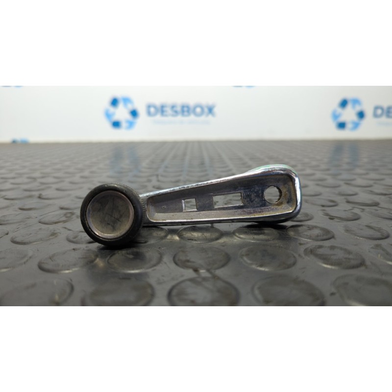 Recambio de maneta elevalunas delantera izquierda para mercedes-benz clase e (w114/w115) berlina 240 d 3,0 referencia OEM IAM   