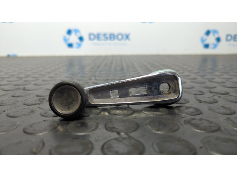 Recambio de maneta elevalunas delantera izquierda para mercedes-benz clase e (w114/w115) berlina 240 d 3,0 referencia OEM IAM   