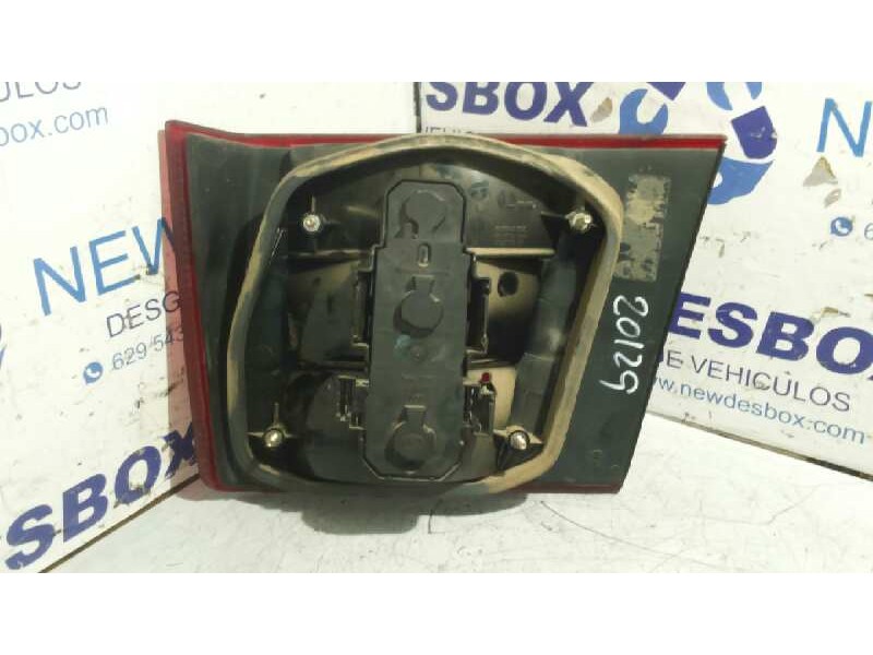 Recambio de piloto porton izquierdo para volvo serie 940 berlina/familiar 2.4 td berlina referencia OEM IAM   