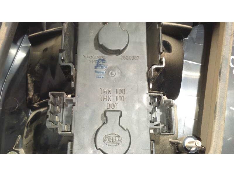 Recambio de piloto porton izquierdo para volvo serie 940 berlina/familiar 2.4 td berlina referencia OEM IAM   