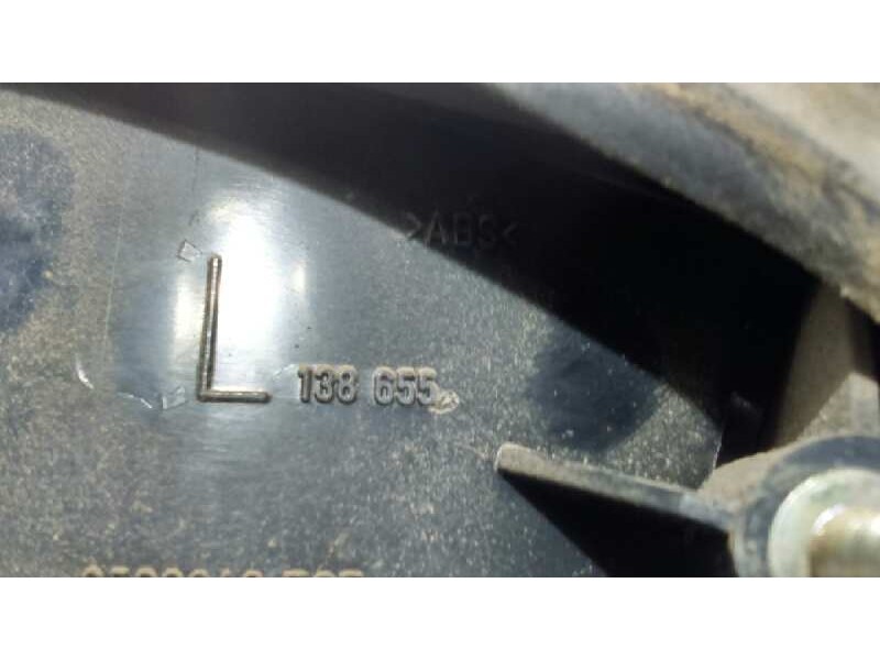 Recambio de piloto porton izquierdo para volvo serie 940 berlina/familiar 2.4 td berlina referencia OEM IAM   